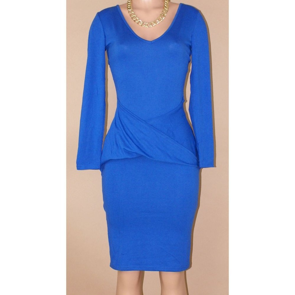 Dress with Twisted Knot